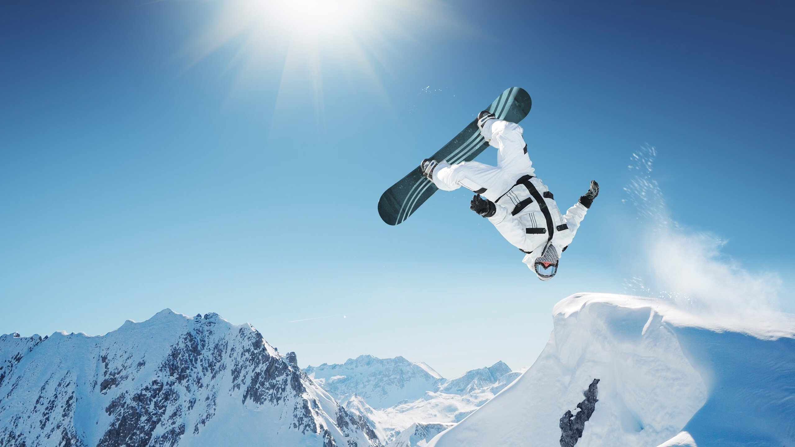 中国游泳队闪耀国际泳联世锦赛,斩获多枚金牌创历史佳绩