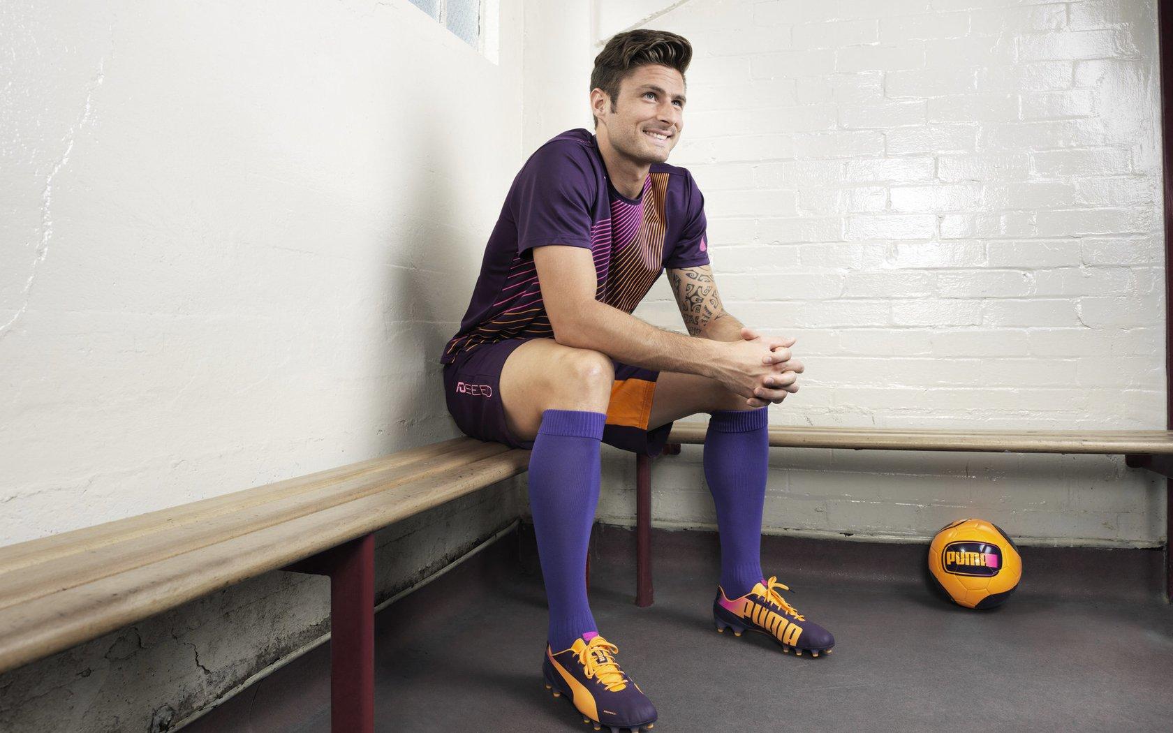 青春风暴席卷都灵！伊尔迪兹破局戴维首秀 麦肯尼驱动尤文力擒乌迪内斯